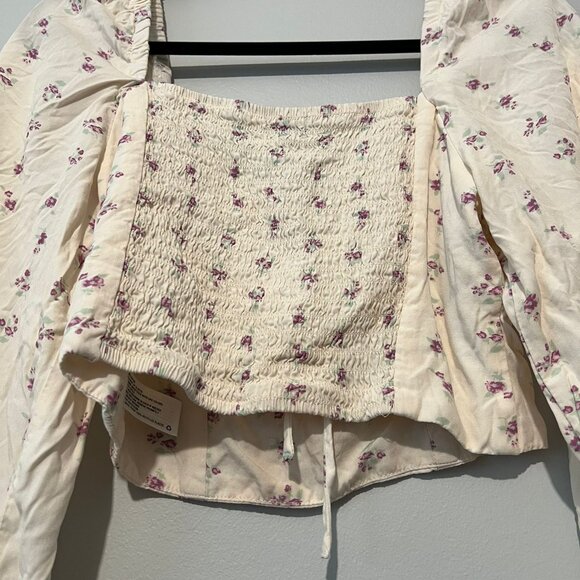 Floral Top - Picture 4 of 5